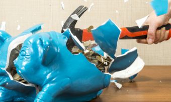 Access your KiwiSaver: smashing open piggybank
